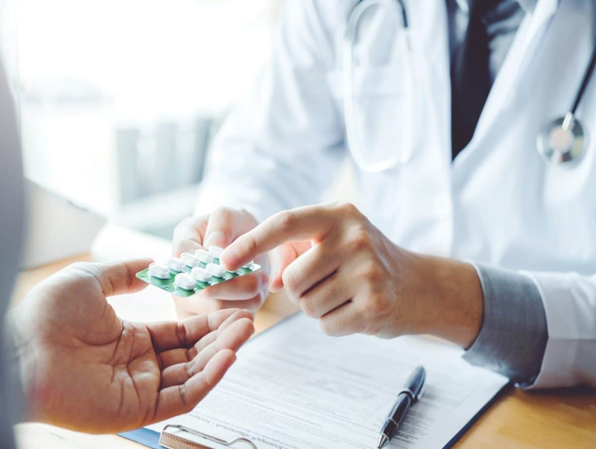 découvrez tout ce que vous devez savoir sur l'assurance maladie en france : fonctionnement, droits, démarches et couverture santé pour garantir votre bien-être et celui de votre famille.